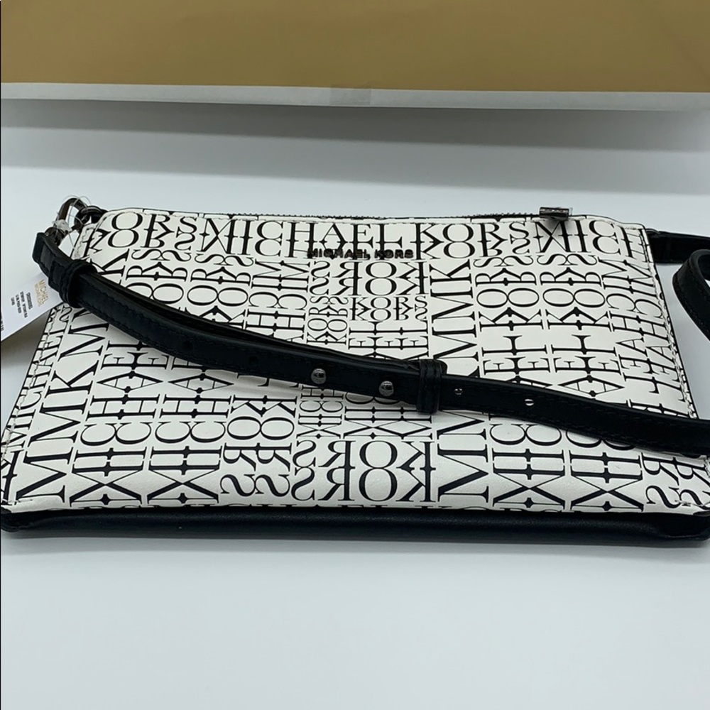 MICHAEL KORS CROSSBODIES LG DBL POUCH XBODY - Picture 12 of 15
